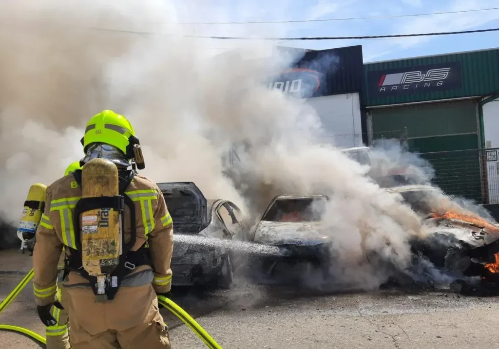 Explosivo incendio en Coria